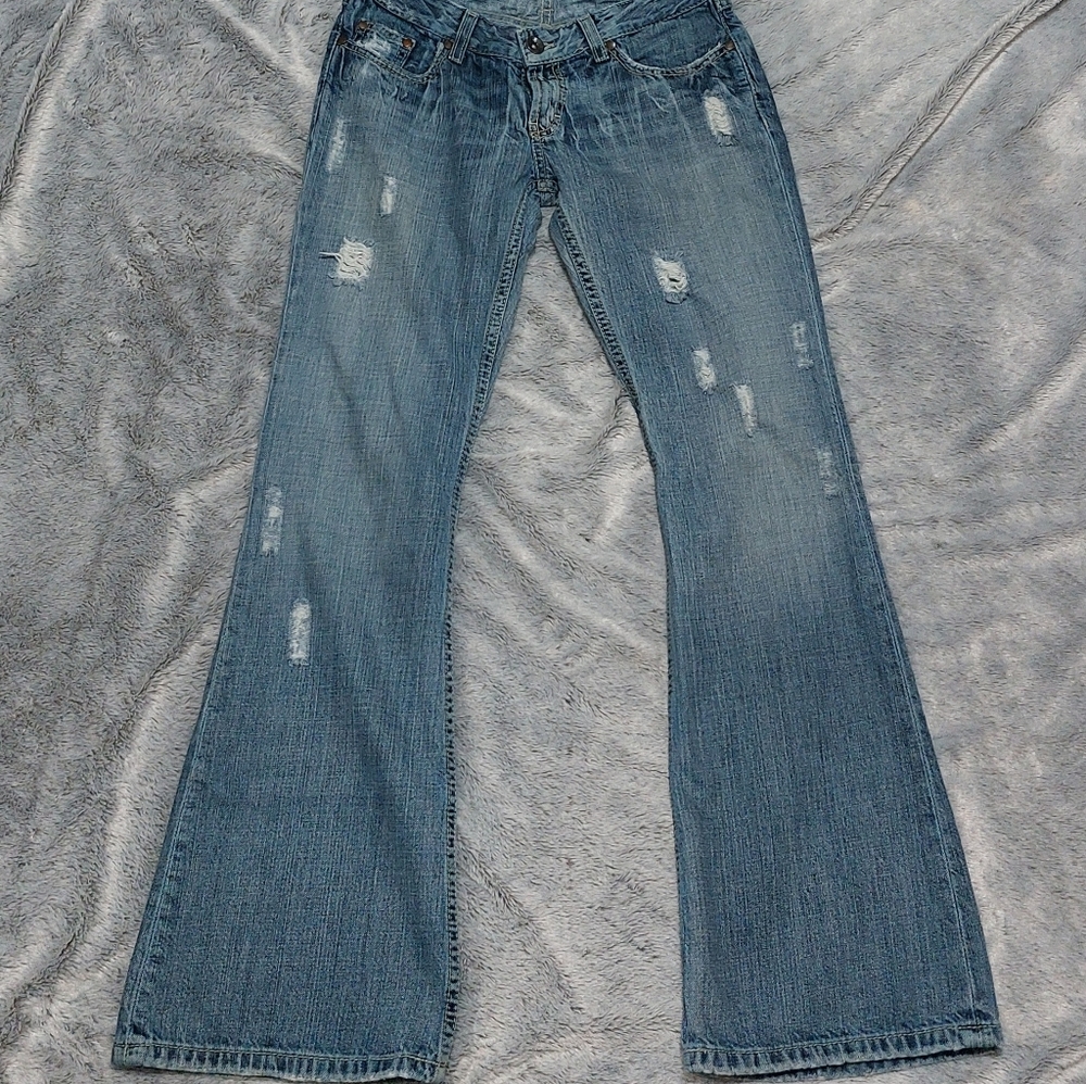 BKE - Picture 3 of 6